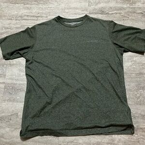 Columbia t-shirt large
